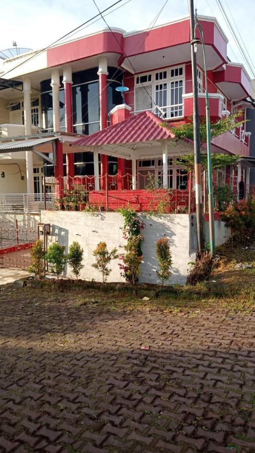 Sindanglaya Villa Musti Green Apple Cipanas المظهر الخارجي الصورة